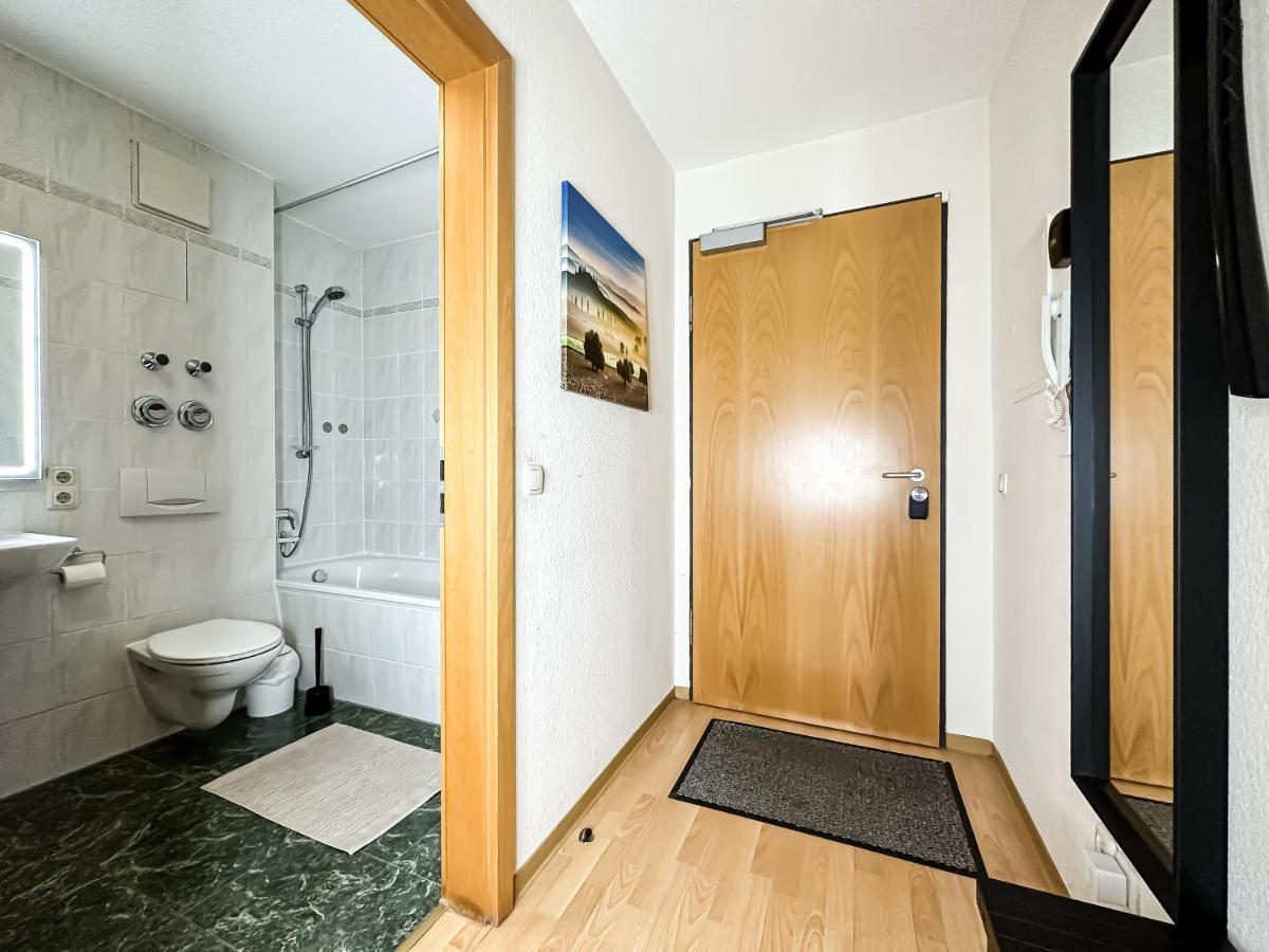 Ambiente-Wohnung - Zentrum Und Park In 5 Minuten Zu Fuss - Parkplatz - Netflix Λειψία Εξωτερικό φωτογραφία