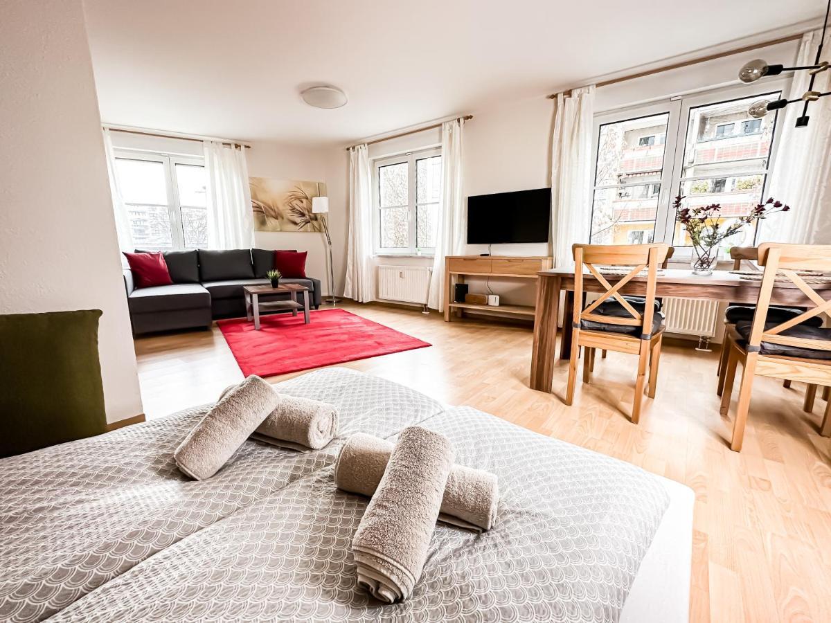 Ambiente-Wohnung - Zentrum Und Park In 5 Minuten Zu Fuss - Parkplatz - Netflix Λειψία Εξωτερικό φωτογραφία
